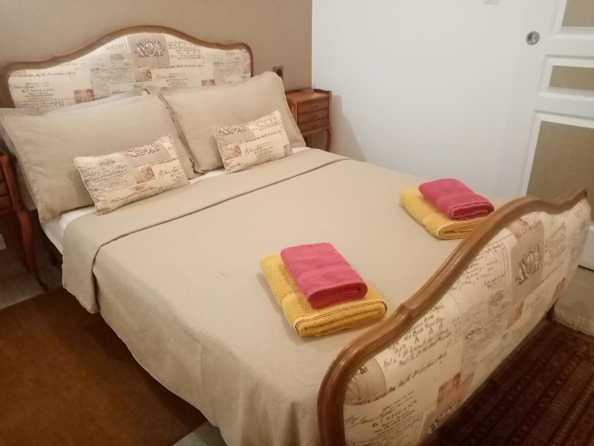 Ferienhaus L'ancienne Ecurie, Near Carcassonne, Private And Charming Corporate Bookings Accepted *