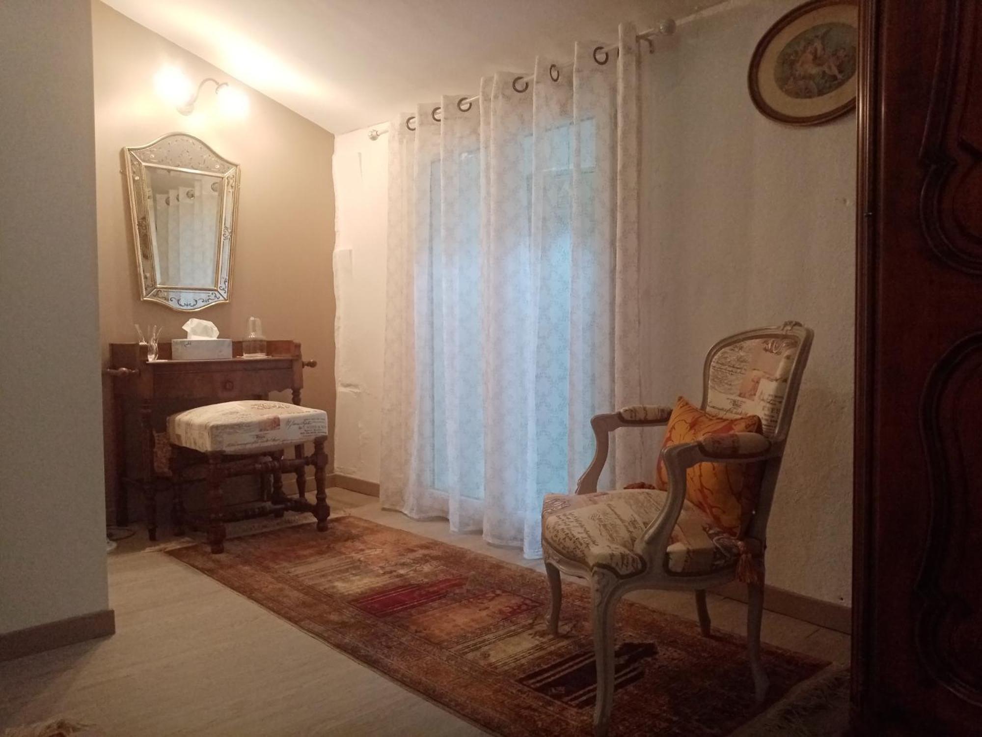 L'ancienne Ecurie, Near Carcassonne, Private And Charming Corporate Bookings Accepted