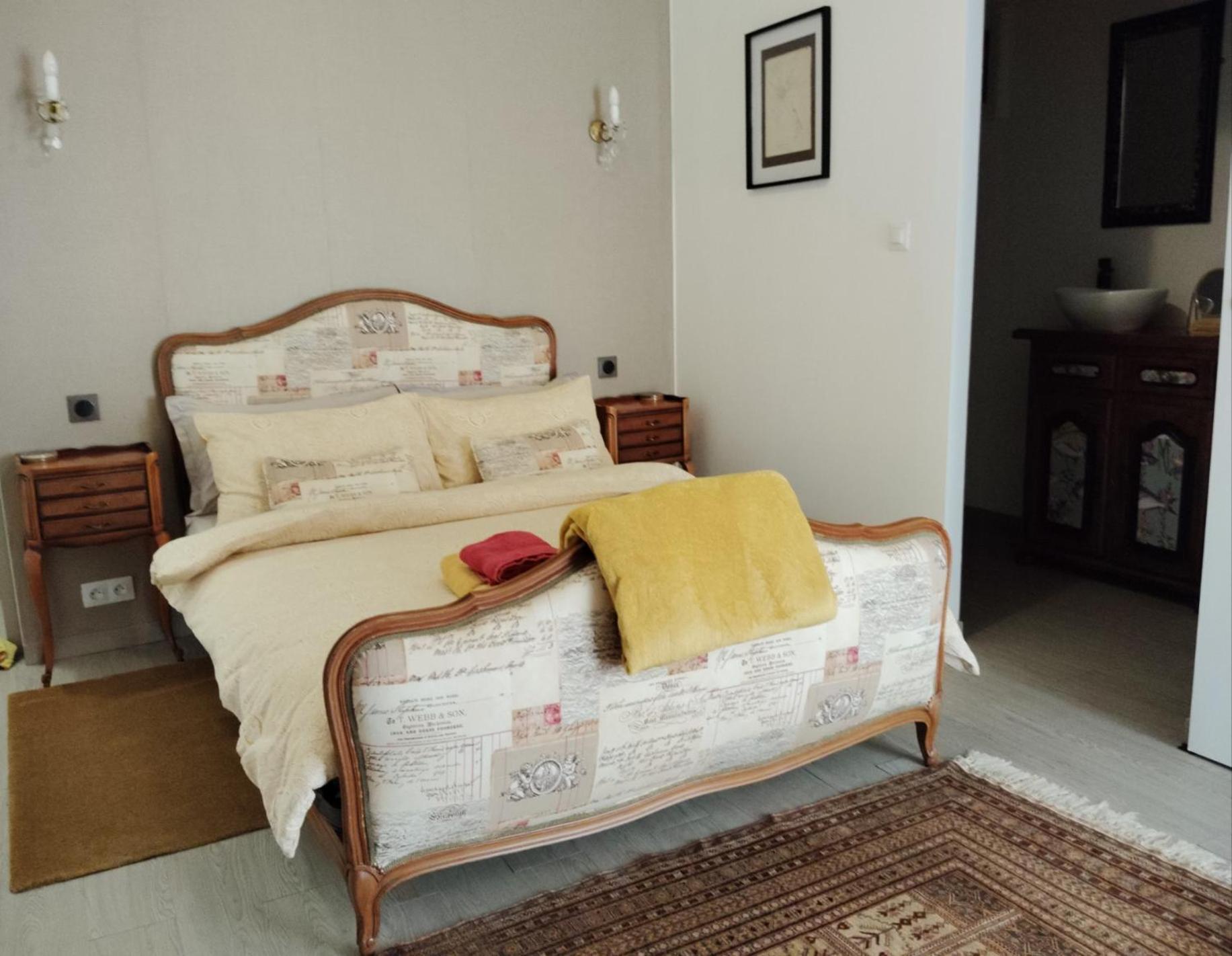 L'ancienne Ecurie, Near Carcassonne, Private And Charming Corporate Bookings Accepted Badens
