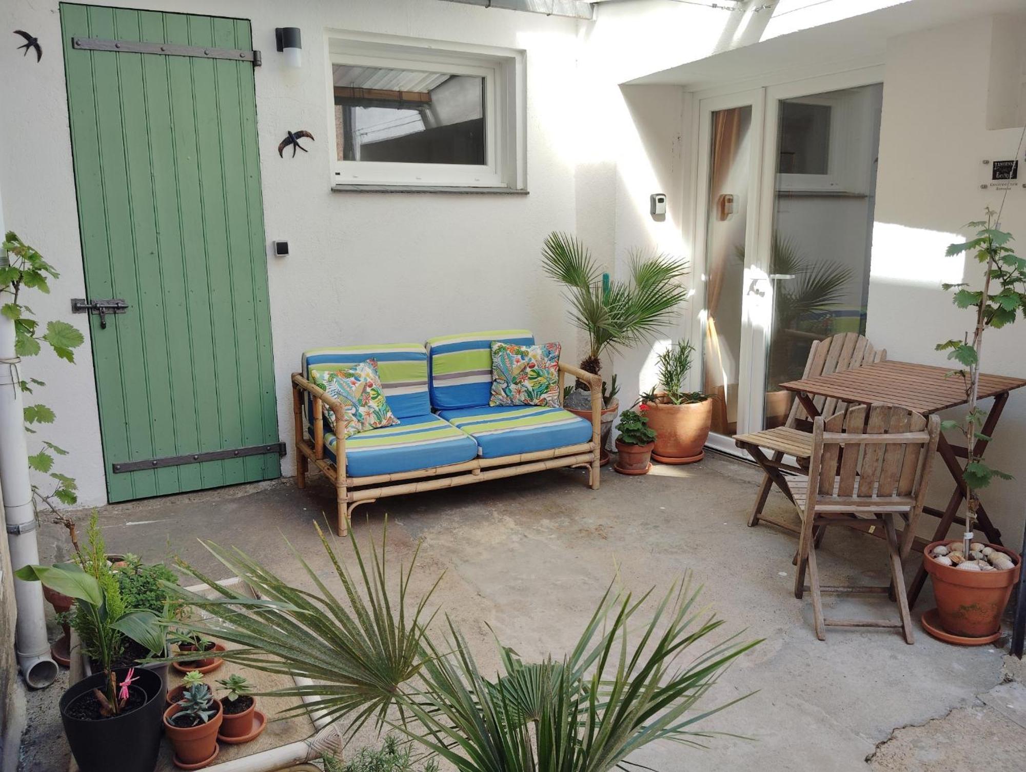 L'ancienne Ecurie, Near Carcassonne, Private And Charming Corporate Bookings Accepted Ferienhaus Badens